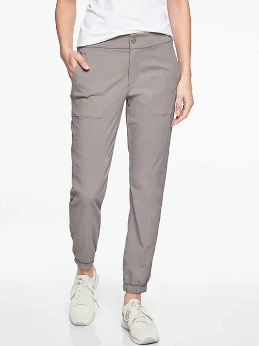Athleta Trekkie Jogger 2.0 in sliver grey - Size 6